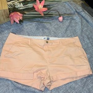 Women’s Peach Old Navy Shorts Size 18 🍑